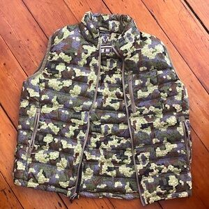 Men's Camouflage Puffer Vest